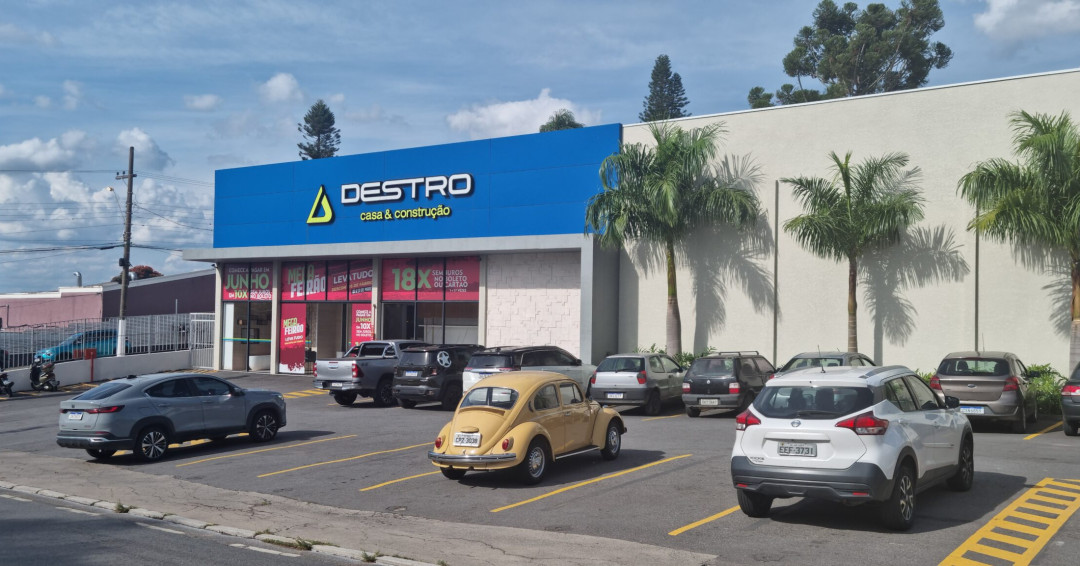 Pisos e porcelanatos: conheça as principais opções para sua obra